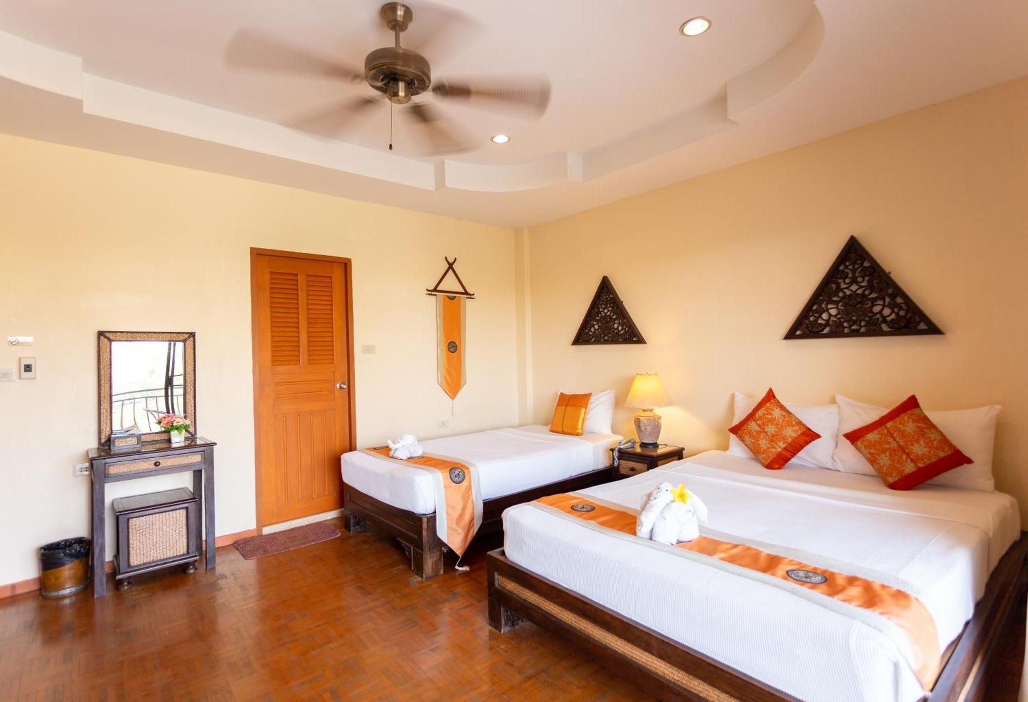 Chang Charlie Inn, Boutique Jomtien Beach Eksteriør billede